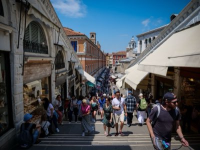Impacto Económico: Obesidad y el Desempleo del 6,4% en Italia
